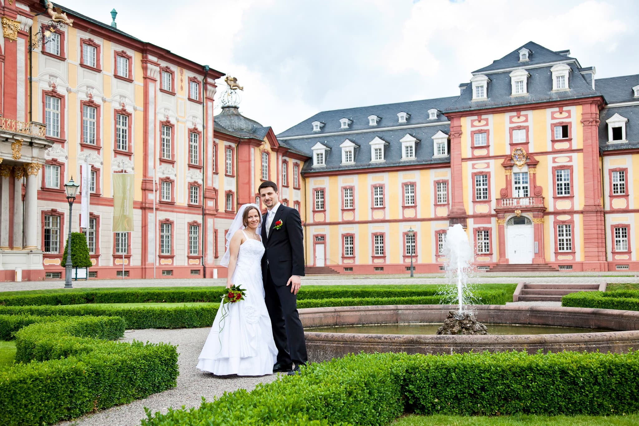 _landscape/Bruchsal-Castle-Classic-Style-Summer-06.jpg