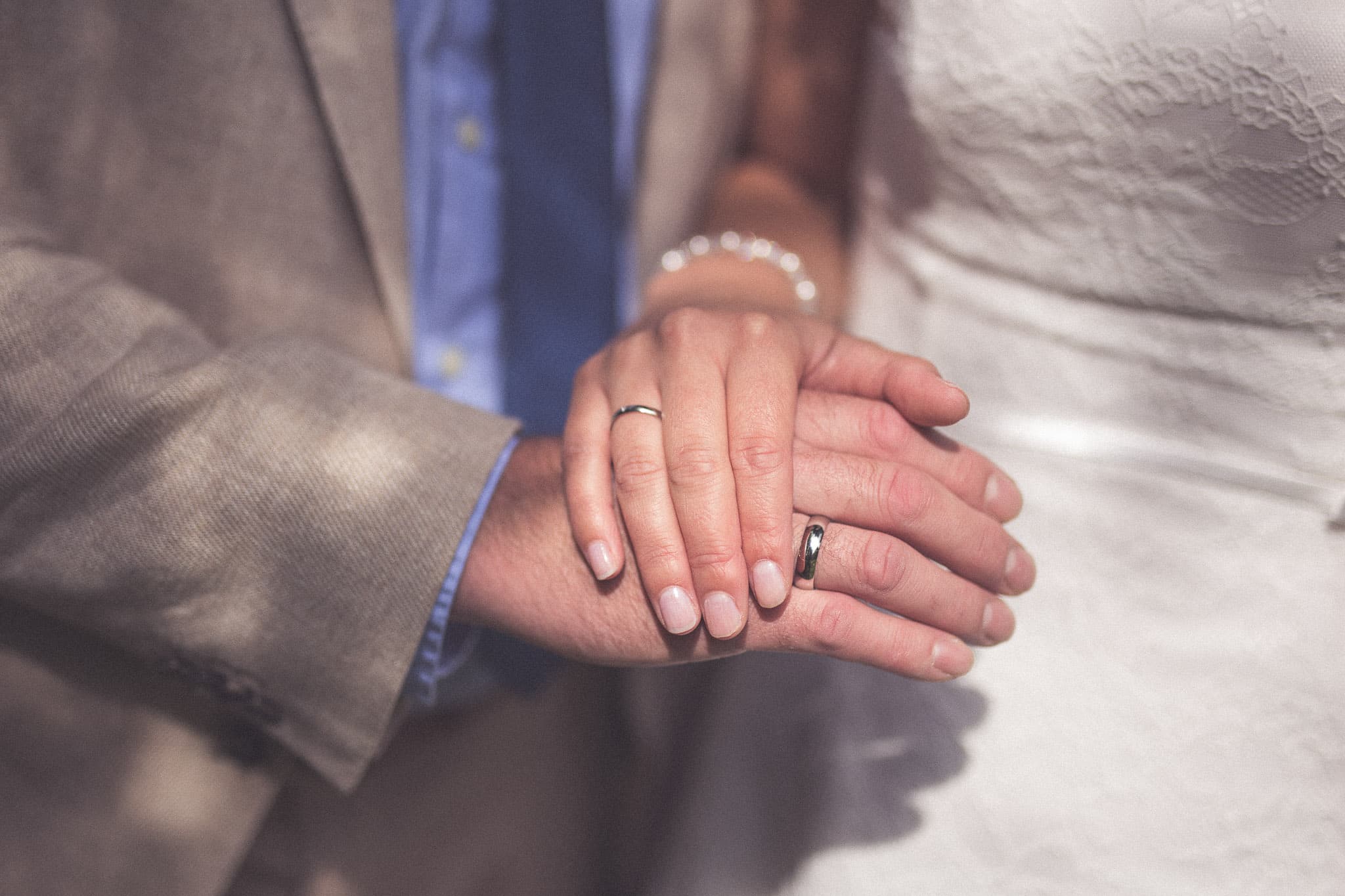 _landscape/Darmstadt-Forest-Classic-Style-Summer-Wedding-01.jpg