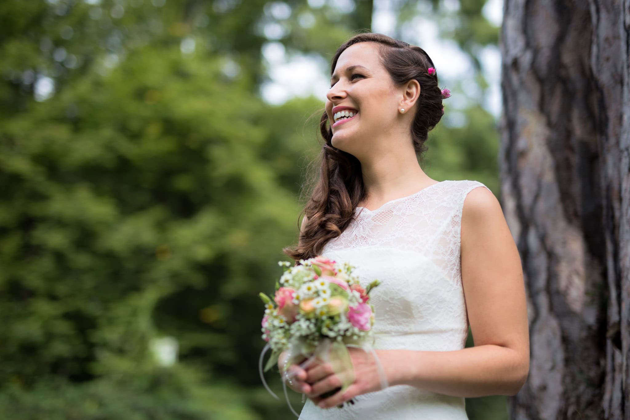_landscape/Darmstadt-Forest-Classic-Style-Summer-Wedding-09.jpg