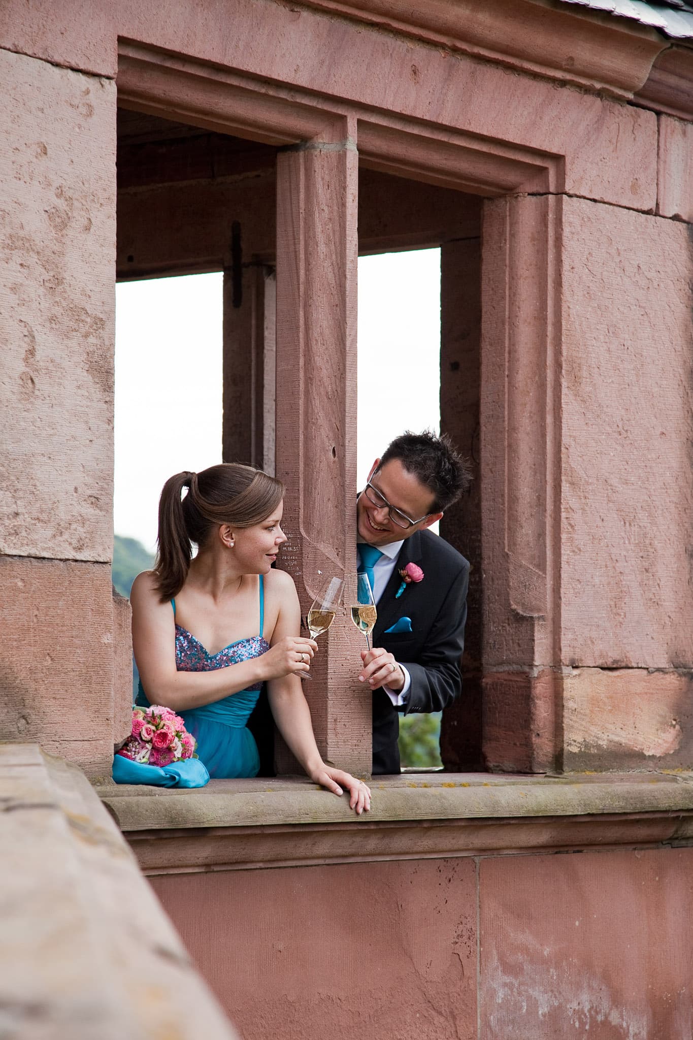 Heidelberg-Castle-Alternative-Style-Summer-Wedding-04.jpg