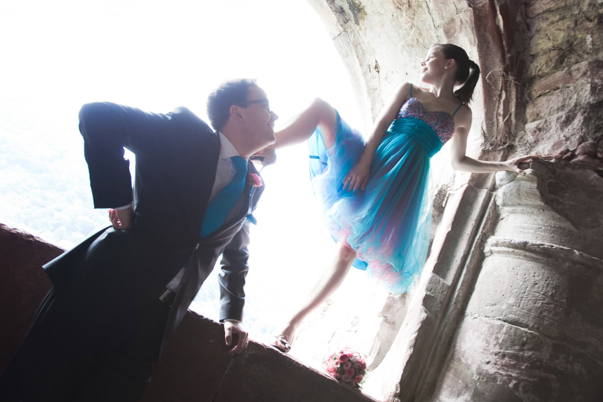 _landscape/Heidelberg-Castle-Alternative-Style-Summer-Wedding-07.jpg