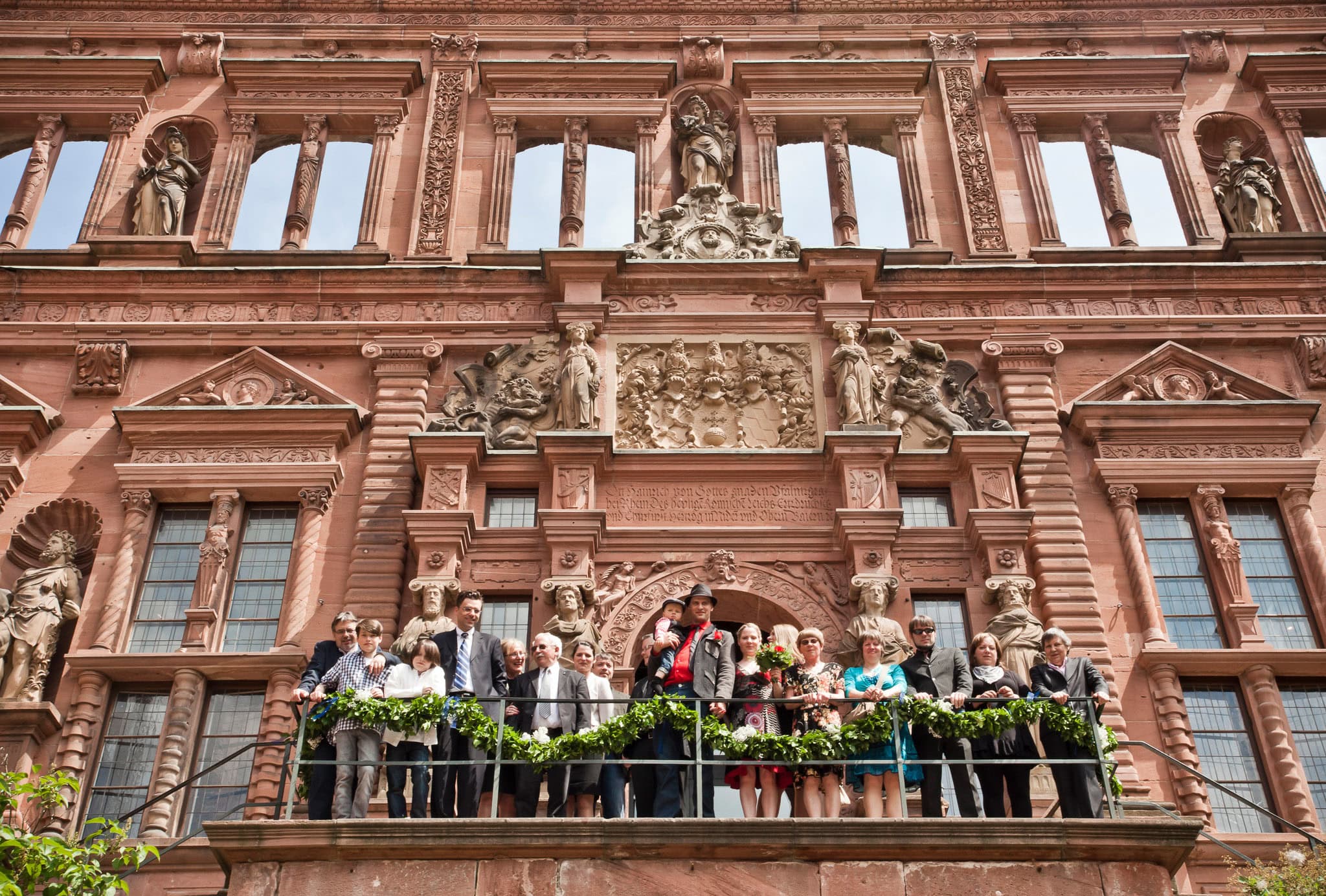 _landscape/Heidelberg-Castle-Casual-Style-Summer-Wedding-14.jpg