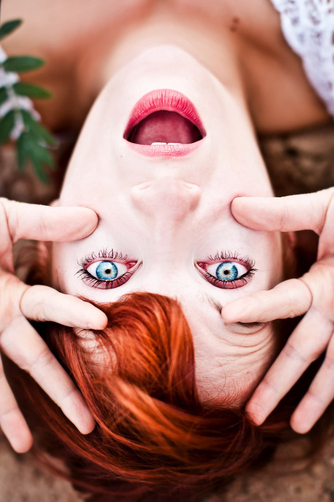 creative-portrait-blue-eyes-red-lips-04.jpg