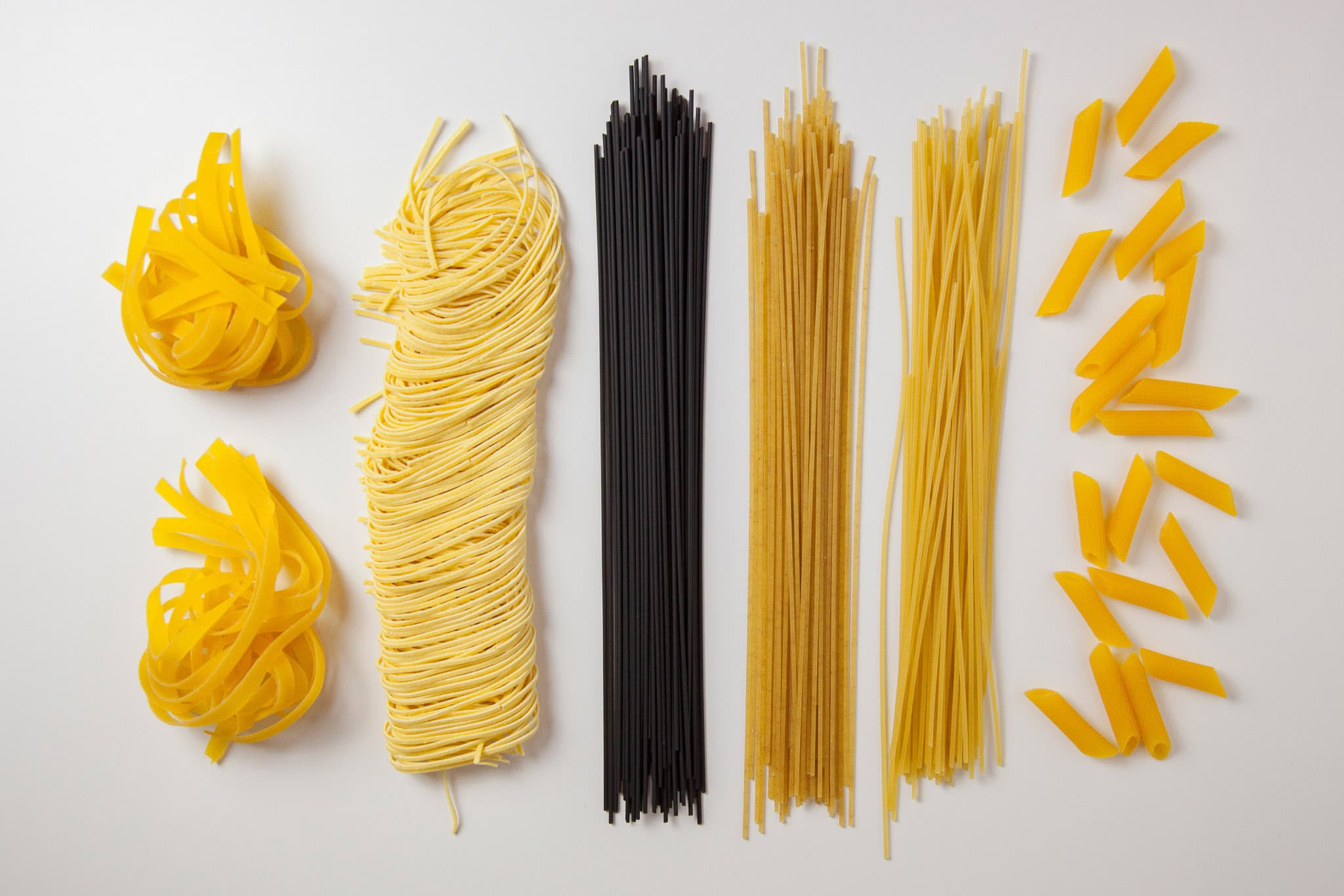 _landscape/homemade-pasta-variations-isolated-12.jpg