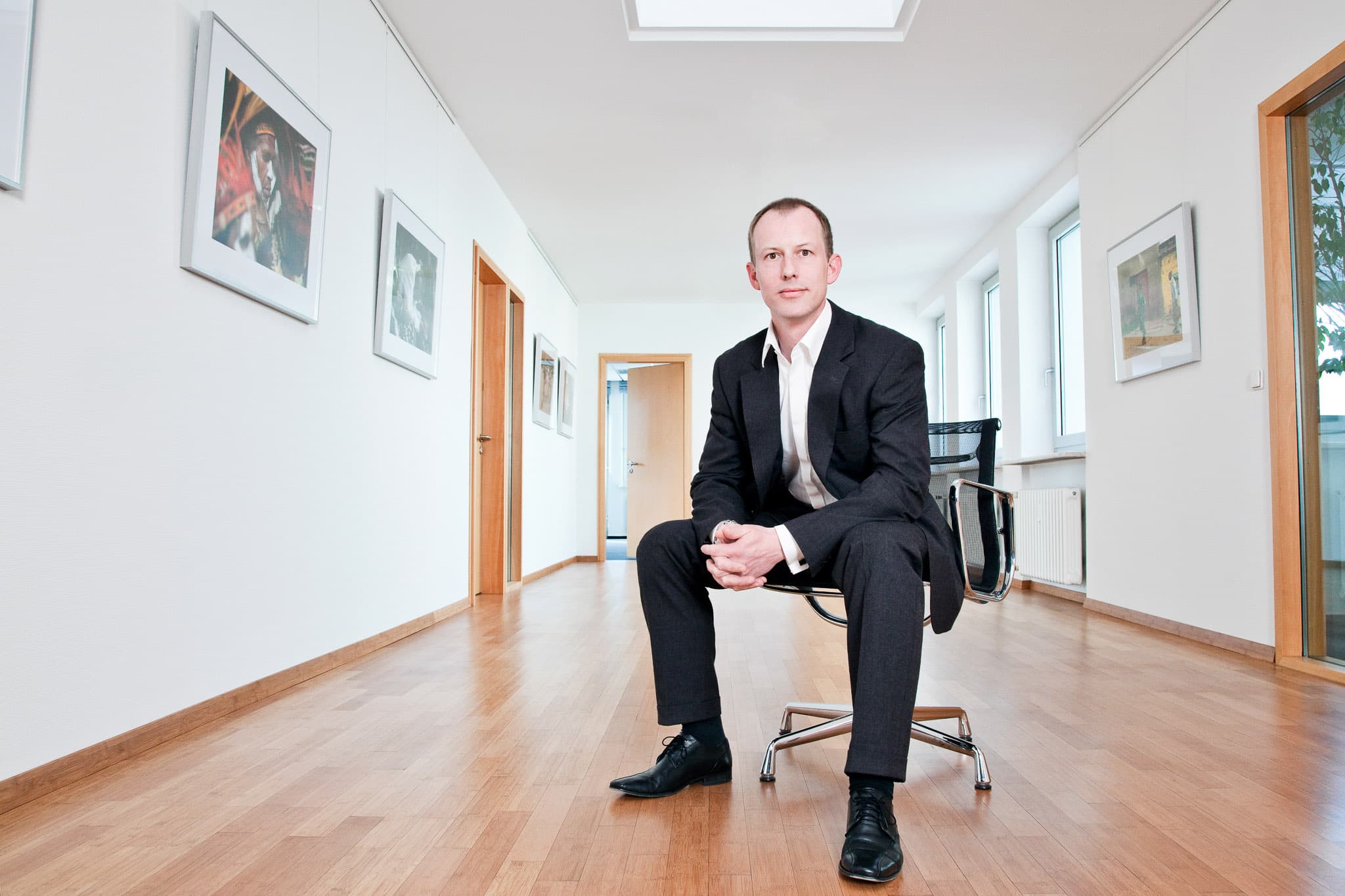 _landscape/mannheim-business-portrait-man-office-01.jpg