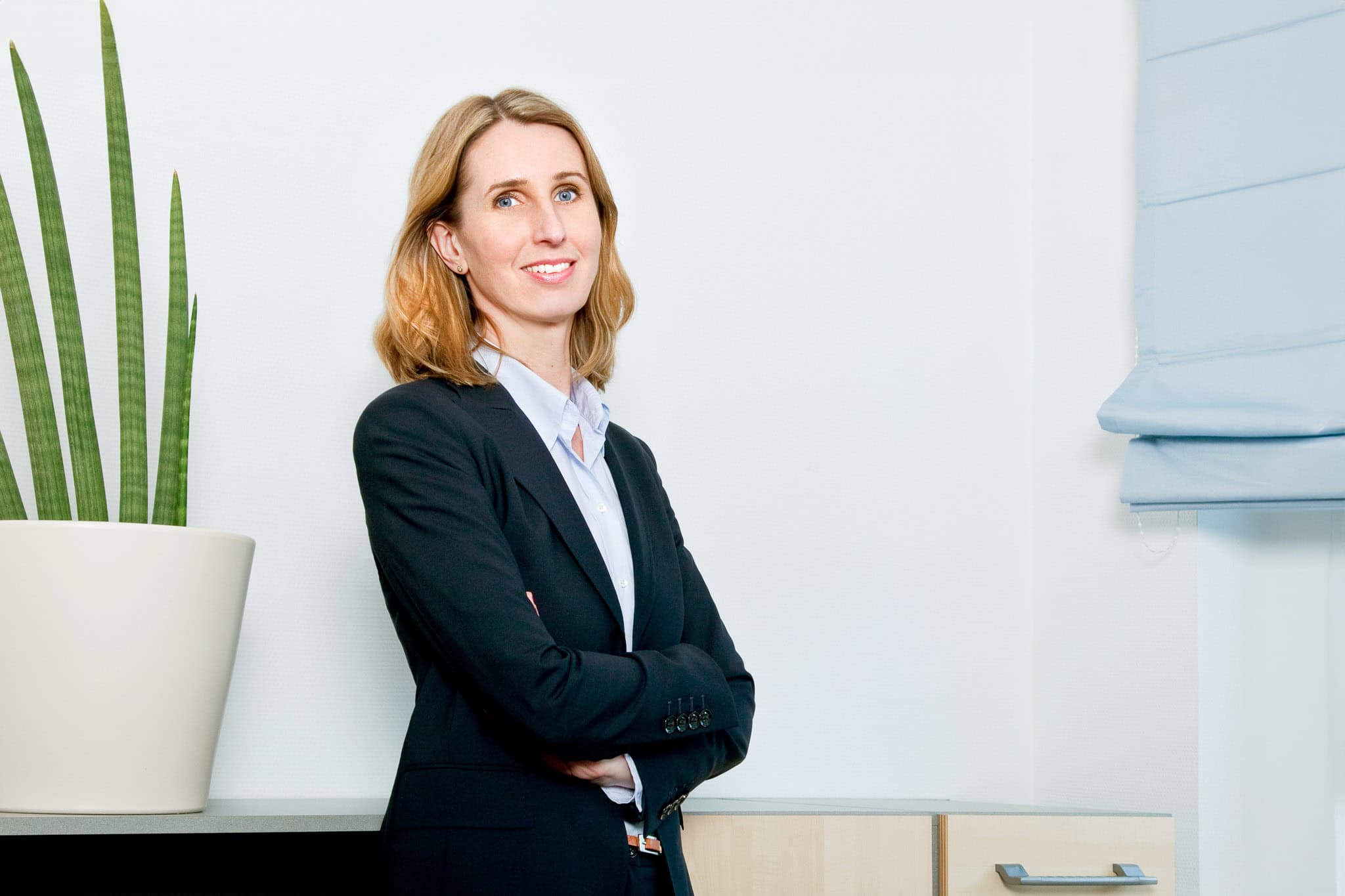 _landscape/mannheim-business-portrait-woman-office-02.jpg