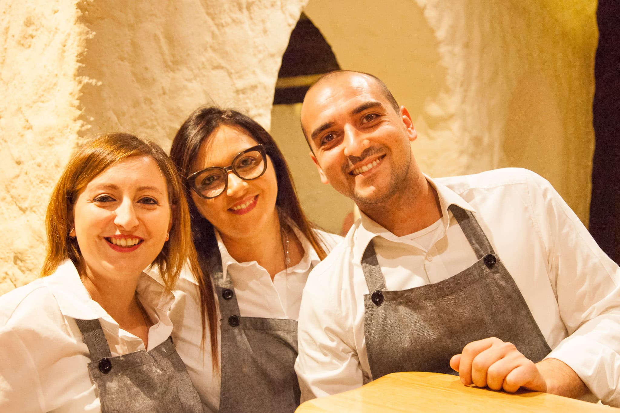 _landscape/traunstein-italian-restaurant-service-team-20.jpg