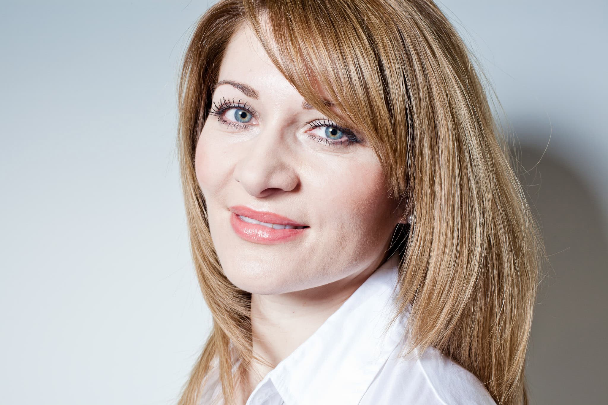 _landscape/walldorf-studio-business-portrait-woman-01.jpg